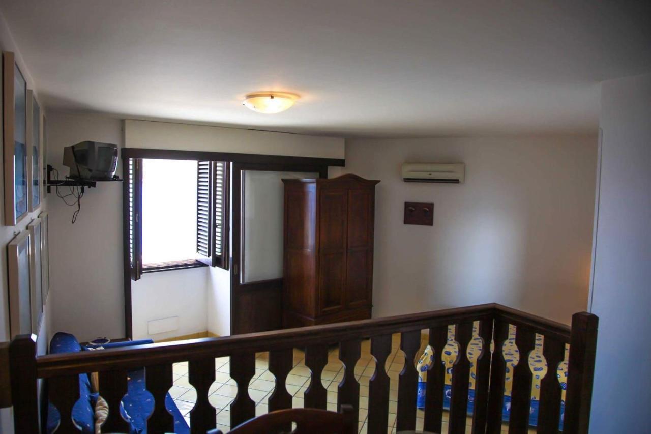 B&B Alta Marea Lipari Екстериор снимка