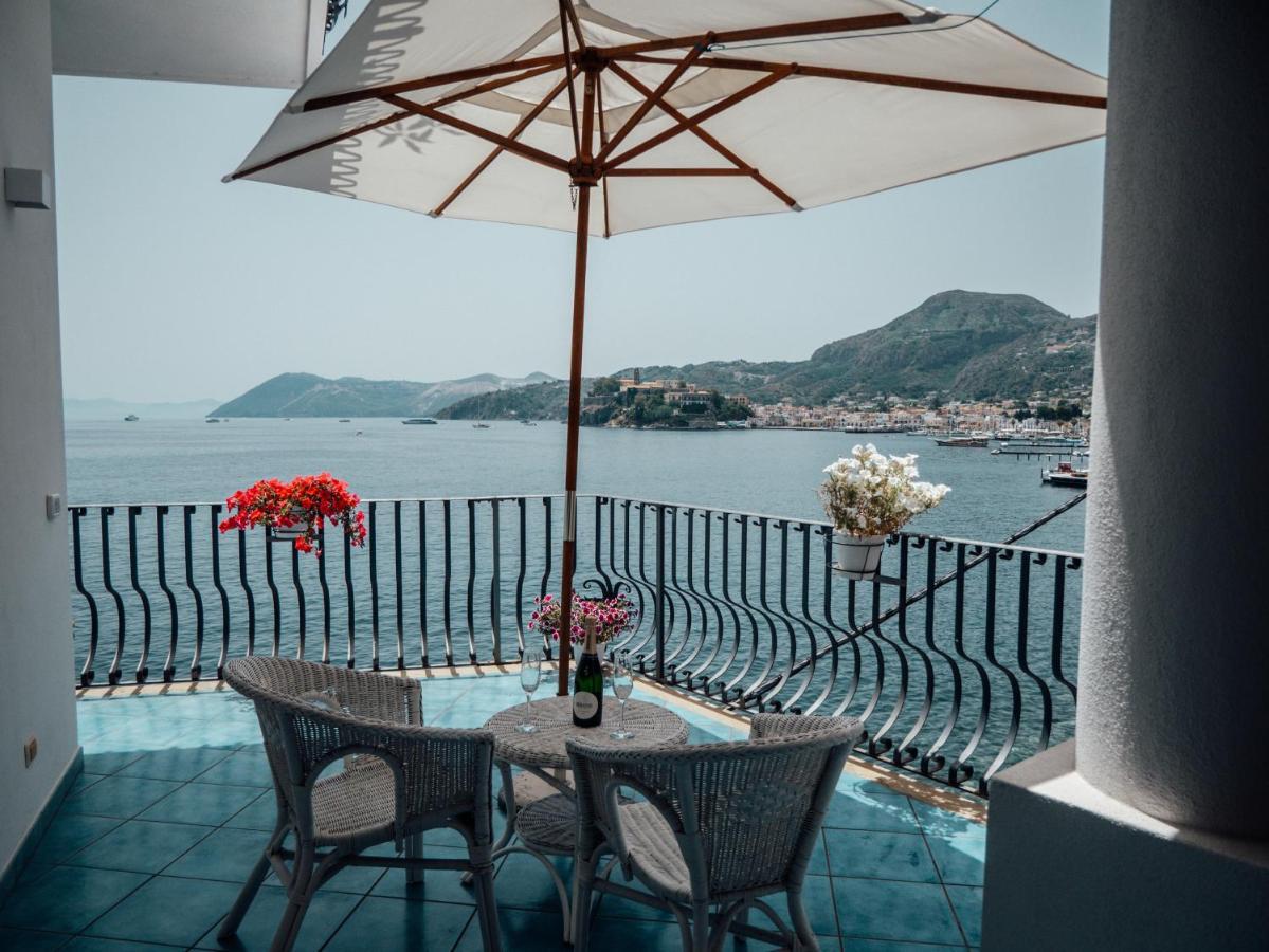 B&B Alta Marea Lipari Екстериор снимка