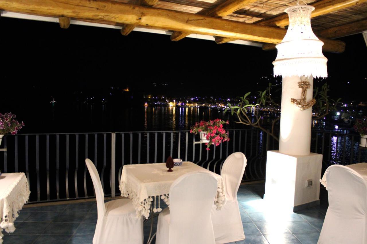 B&B Alta Marea Lipari Екстериор снимка