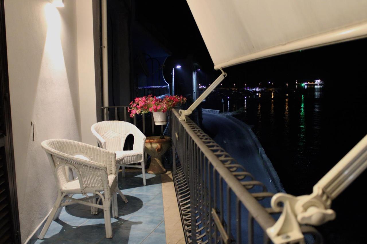 B&B Alta Marea Lipari Екстериор снимка