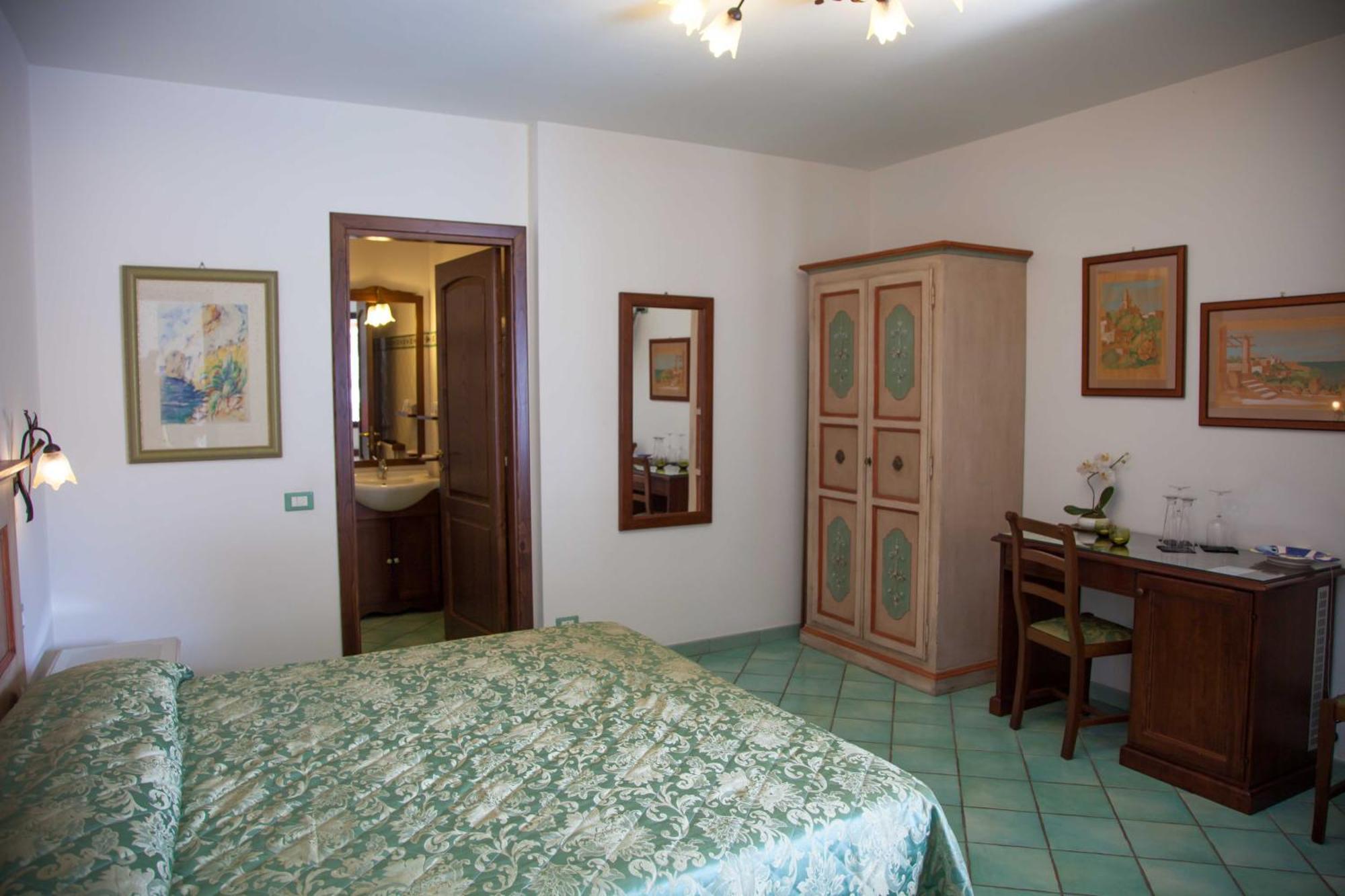 B&B Alta Marea Lipari Екстериор снимка